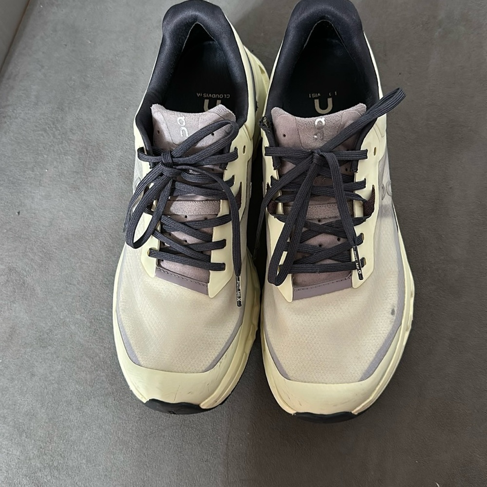 On CloudVista in good condition!